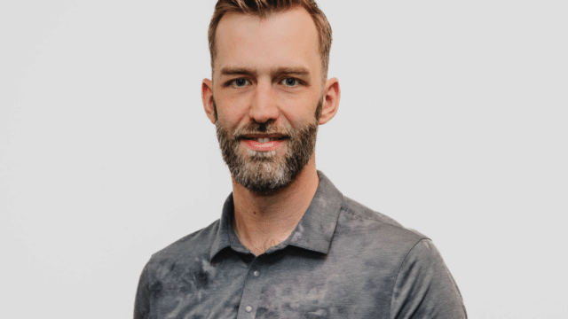 Headshot of Dr. Devon Shewfelt