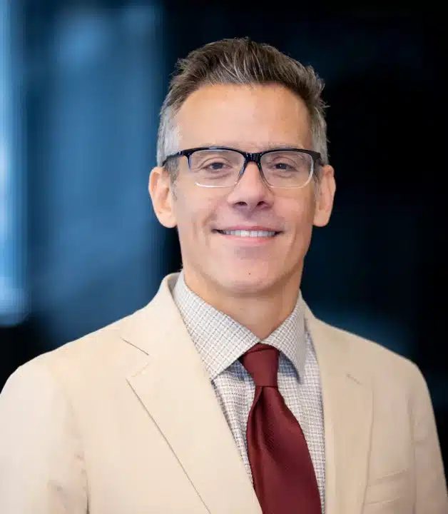 Headshot of Geoffrey J. Leonardelli.