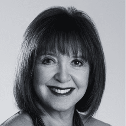 Headshot of Pauline Pariser